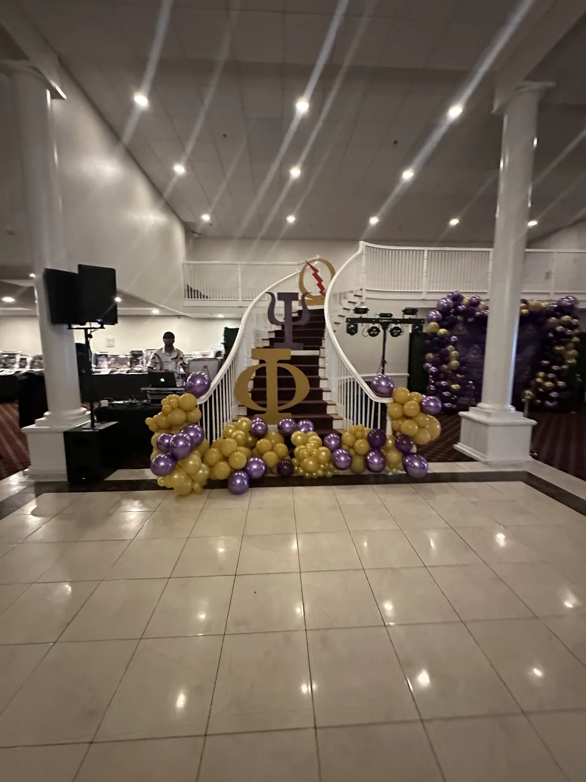 Balloon Decor